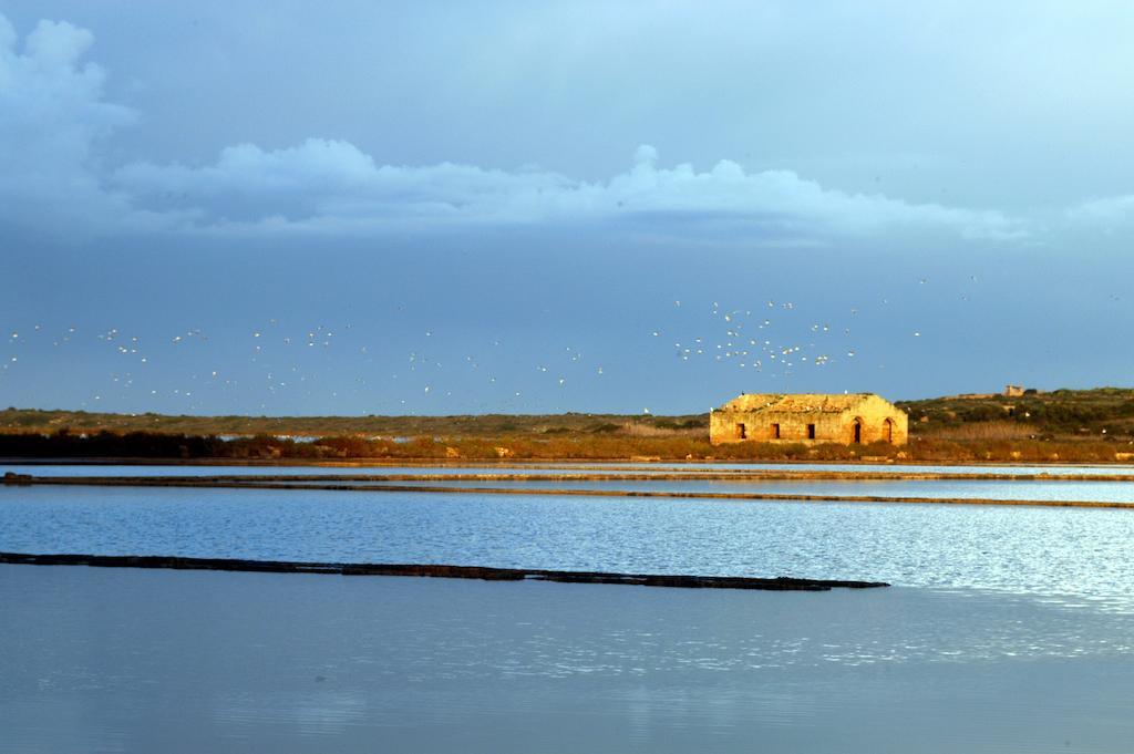 La Suma Sumalia Bed and Breakfast Noto Exteriör bild
