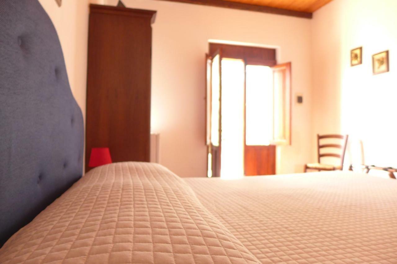 La Suma Sumalia Bed and Breakfast Noto Exteriör bild