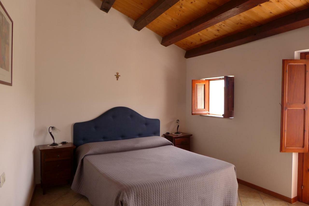 La Suma Sumalia Bed and Breakfast Noto Exteriör bild